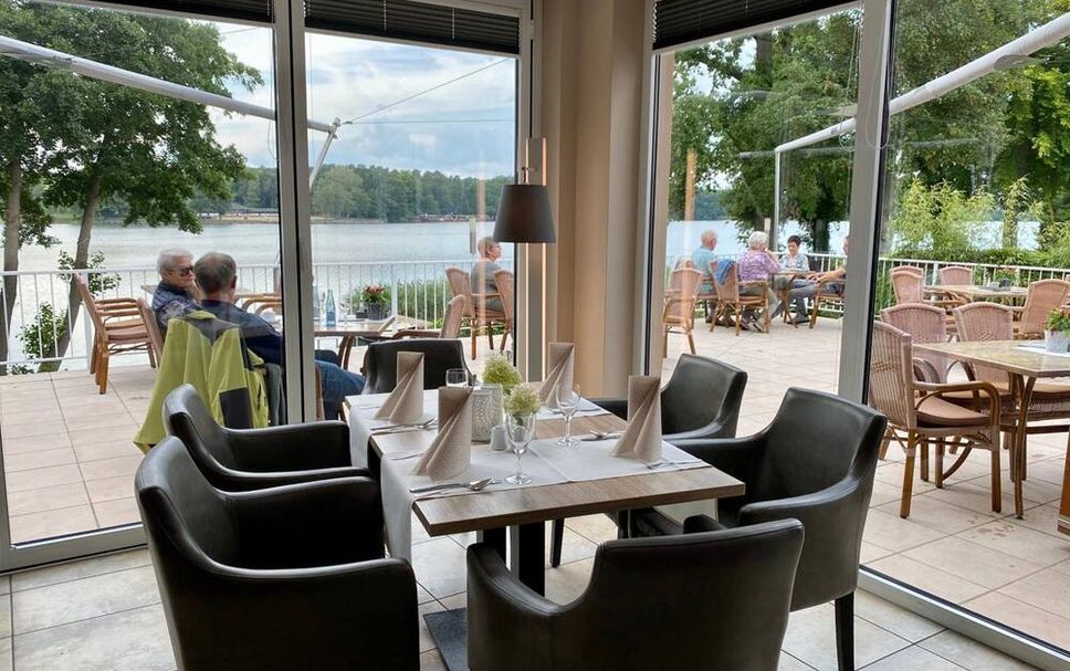 レストラン 写真