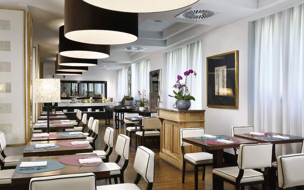 レストラン 写真