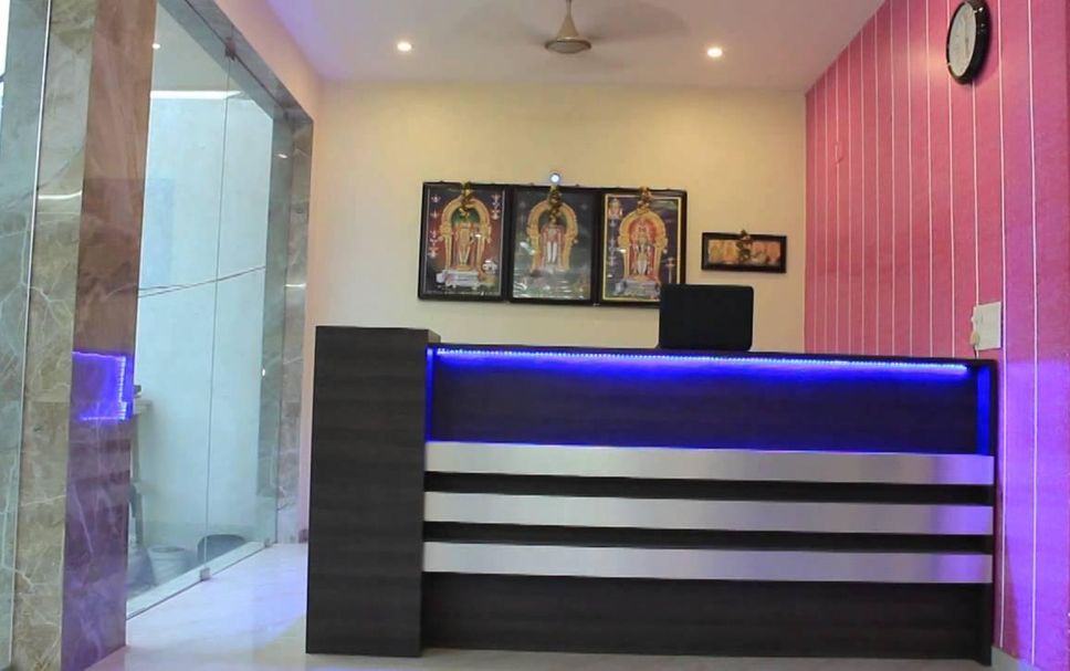 フロントデスク 写真