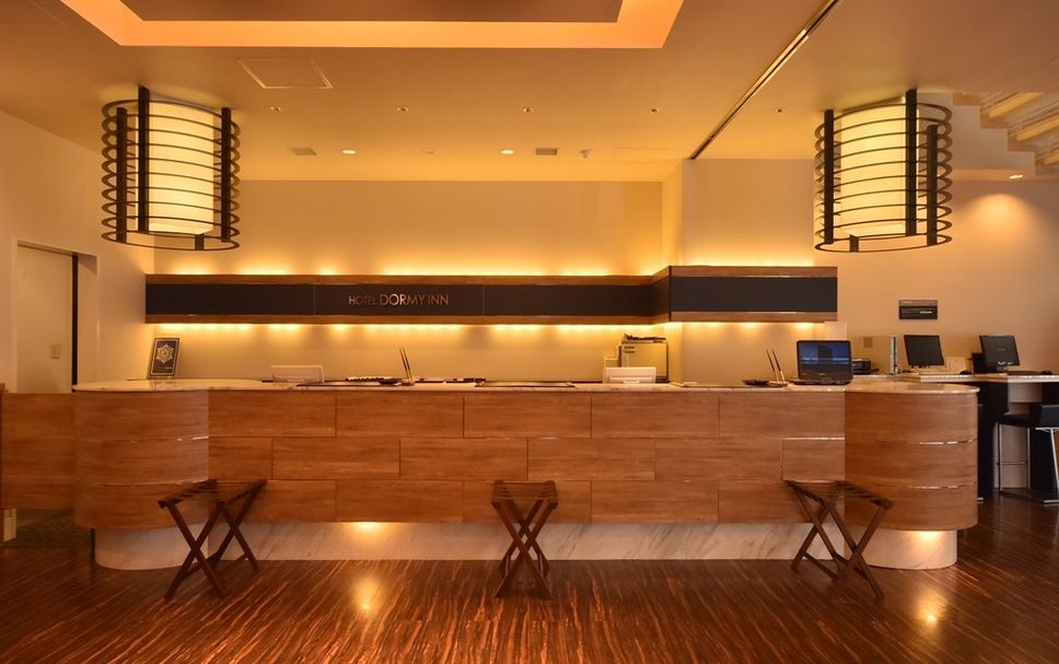 フロントデスク 写真