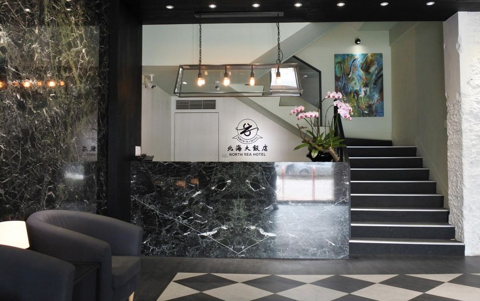 フロントデスク 写真