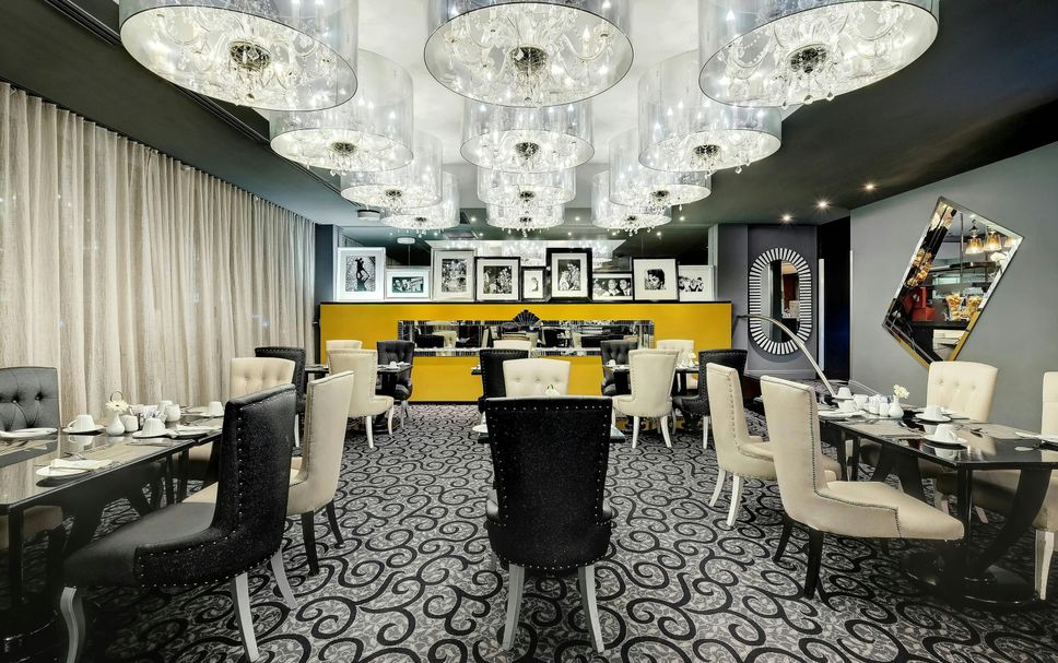 レストラン 写真