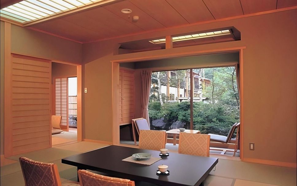 ダイニングルーム 写真