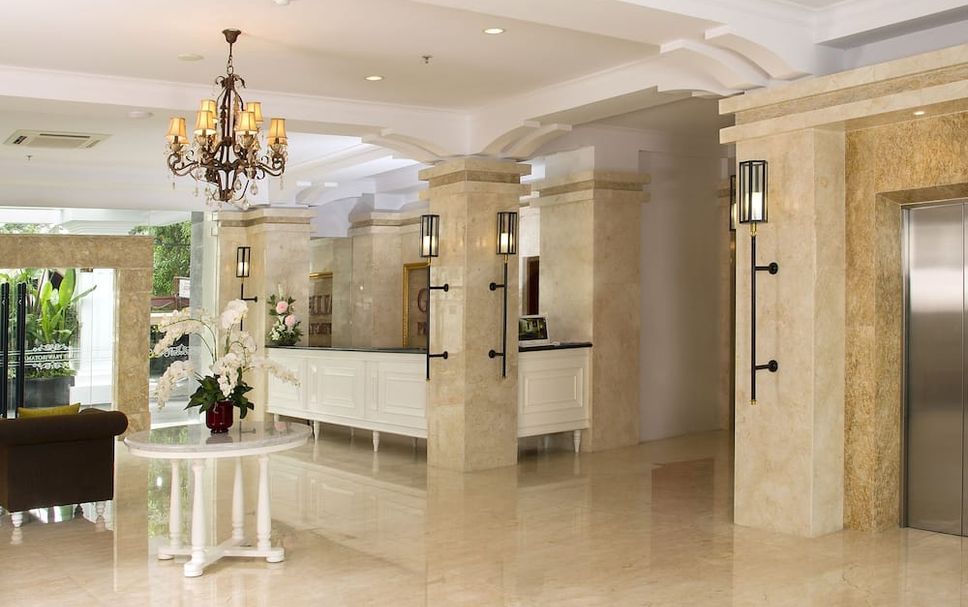 フロントデスク 写真