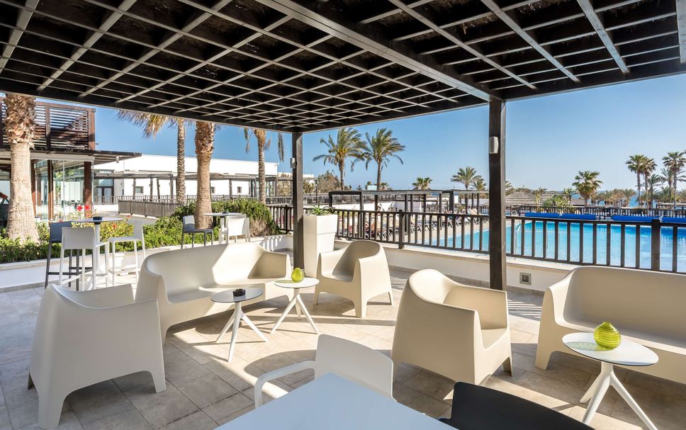 バルコニー 写真