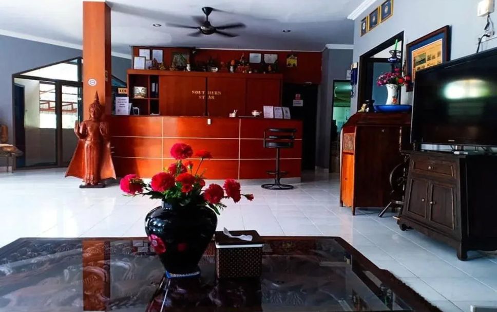 フロントデスク 写真