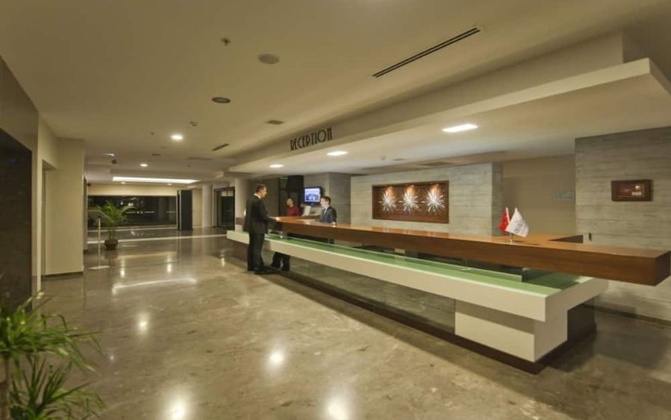 フロントデスク 写真