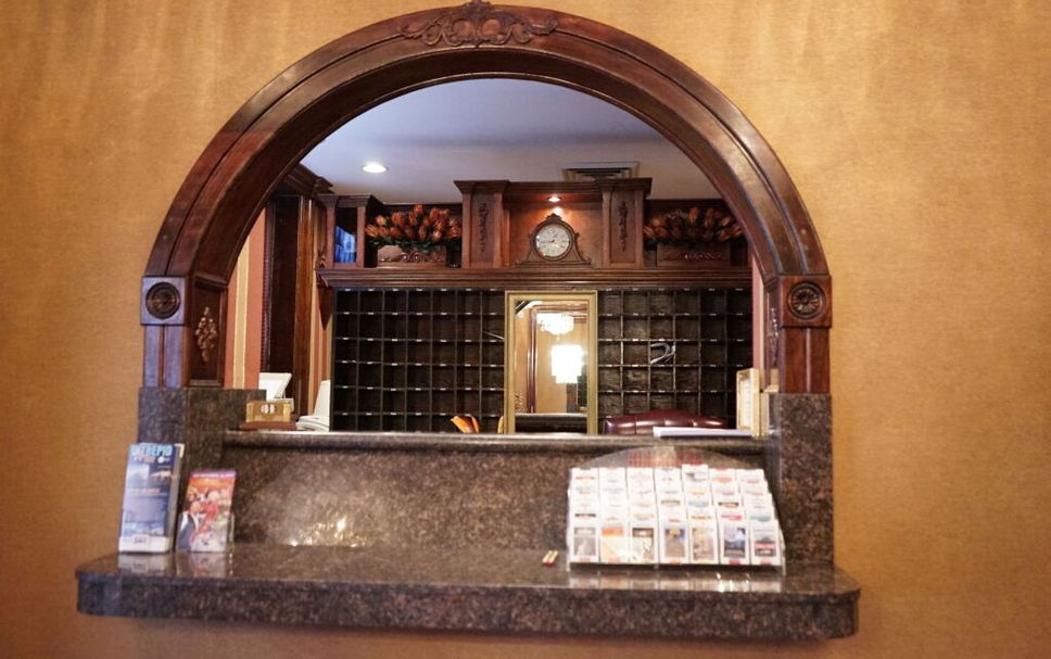 フロントデスク 写真