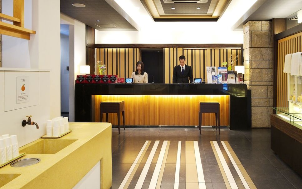 フロントデスク 写真