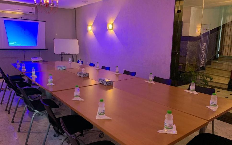 コンファレンスルーム 写真