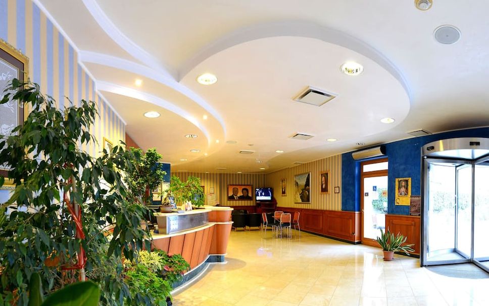 フロントデスク 写真