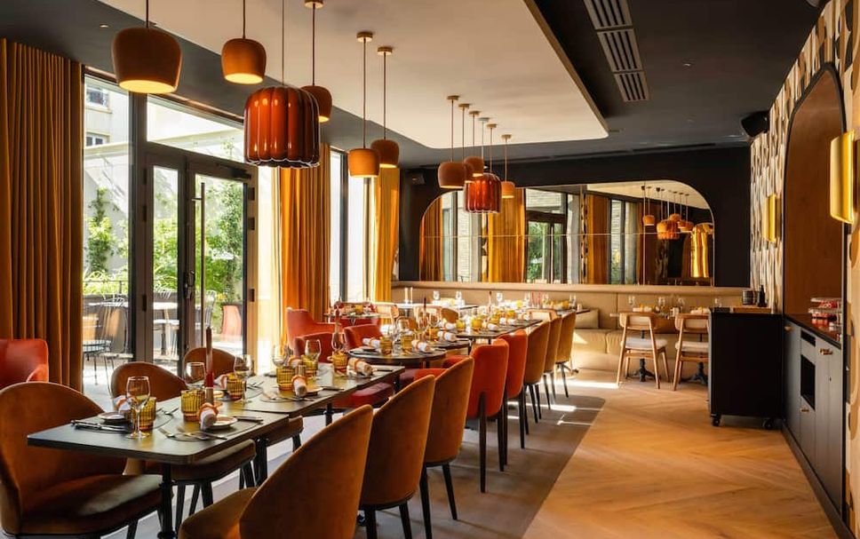 レストラン 写真