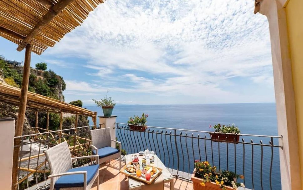 バルコニー 写真