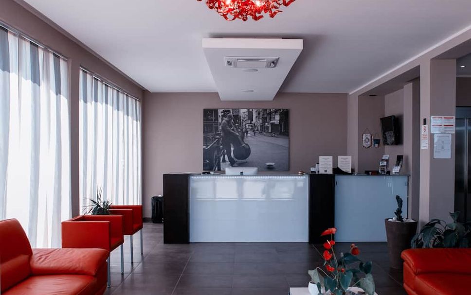 フロントデスク 写真