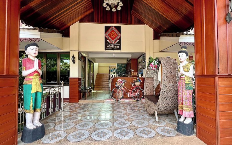 フロントデスク 写真