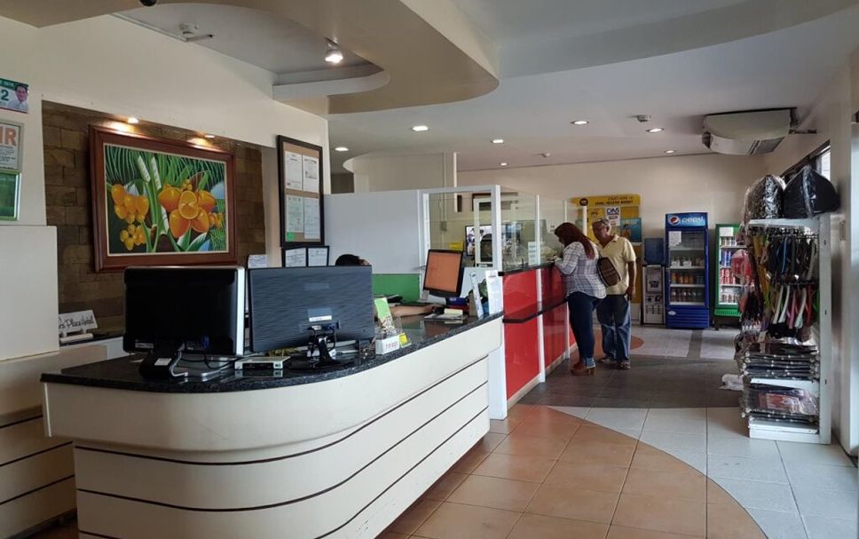 フロントデスク 写真