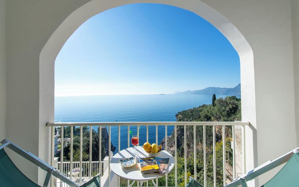 バルコニー 写真