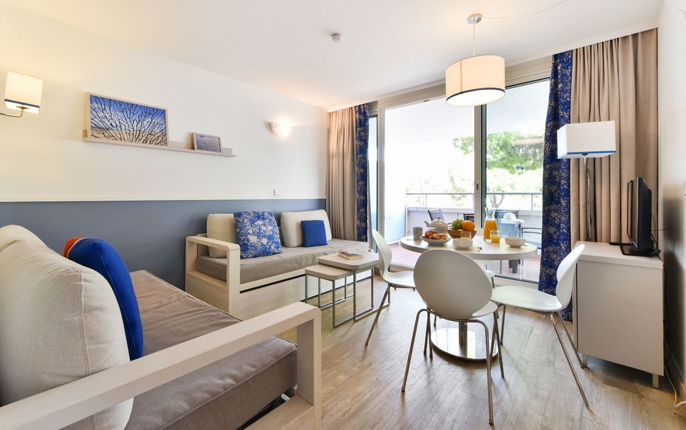 リビングルーム 写真