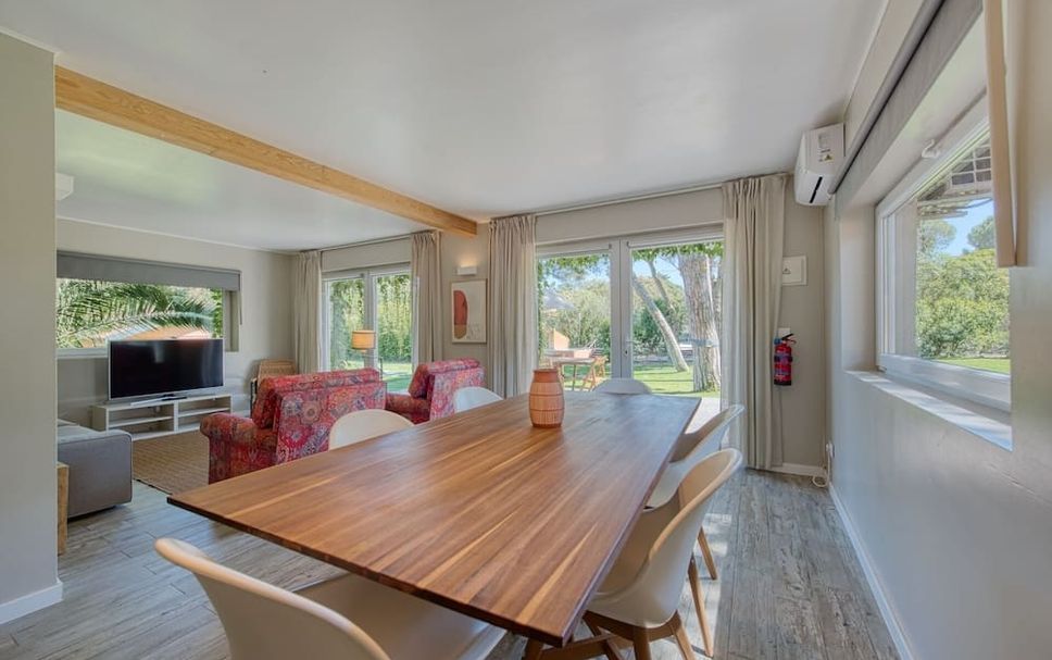 ダイニングルーム 写真