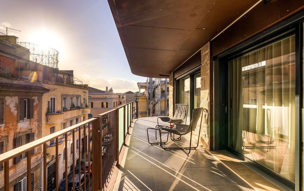 バルコニー 写真