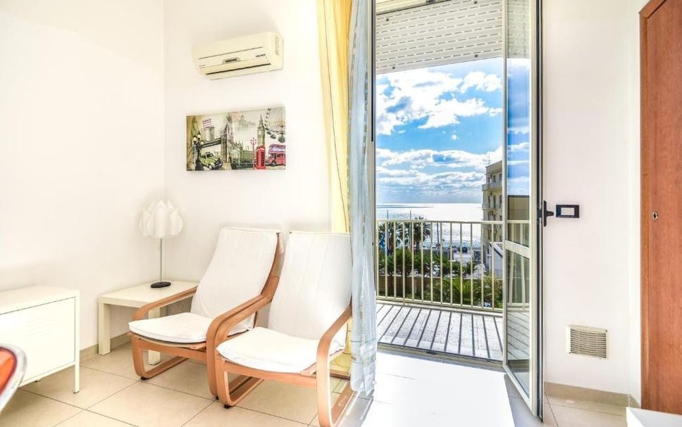 バルコニー 写真