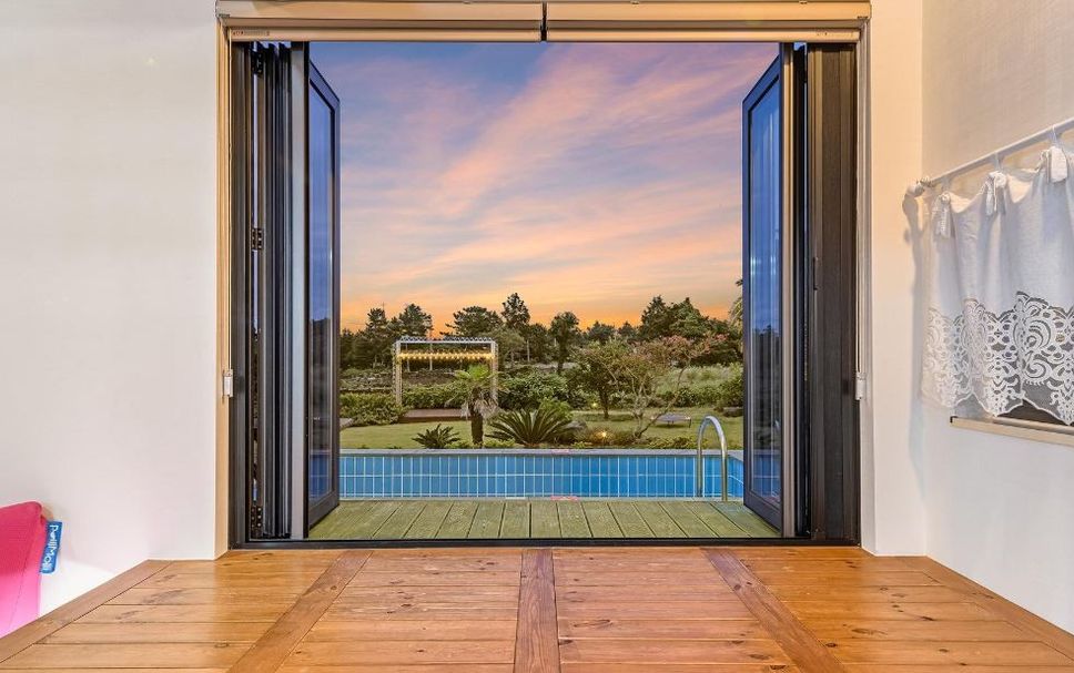 バルコニー 写真