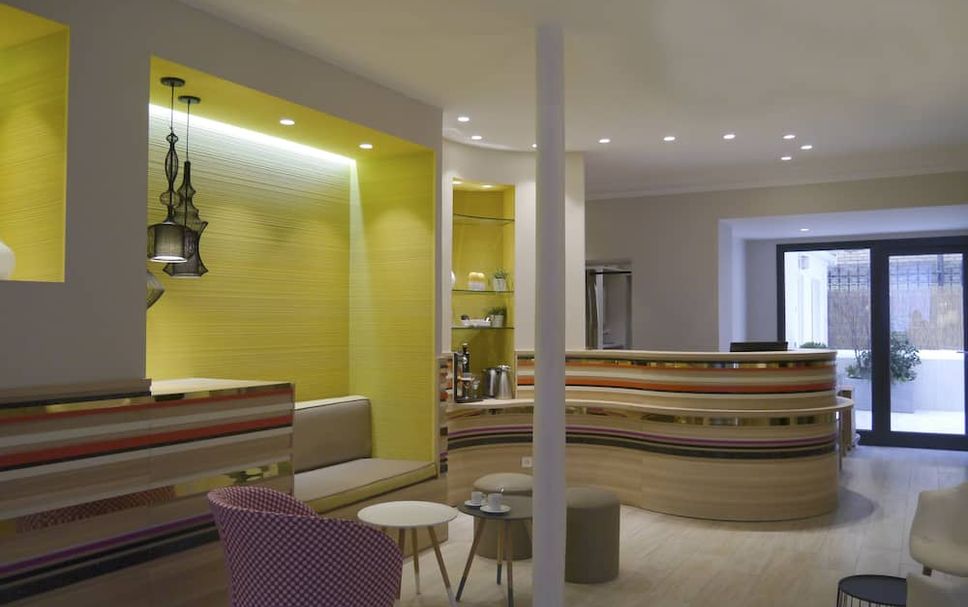 フロントデスク 写真