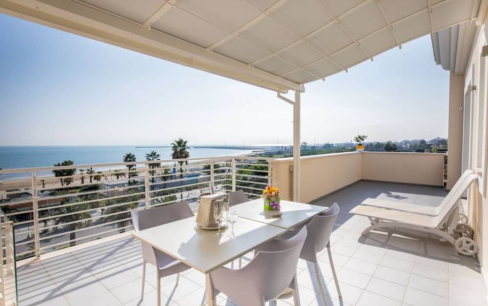 バルコニー 写真