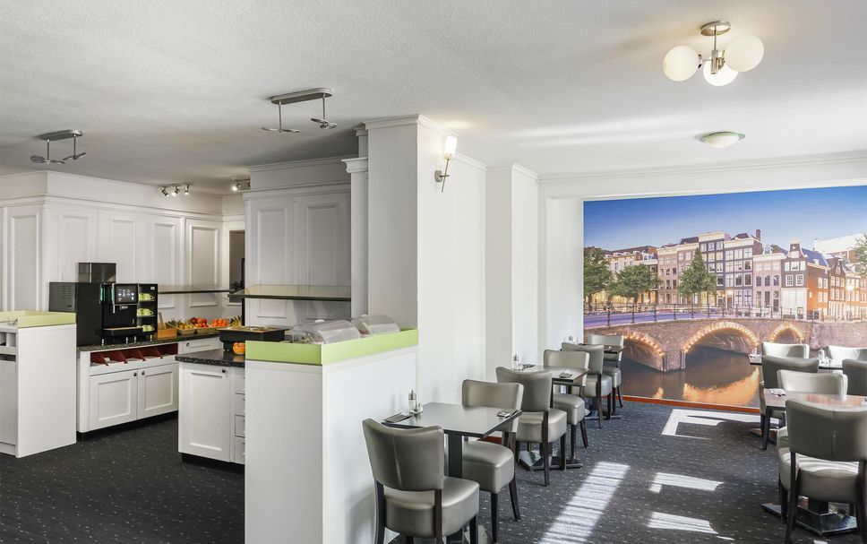 ダイニングルーム 写真