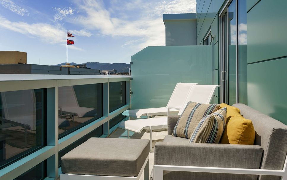 バルコニー 写真