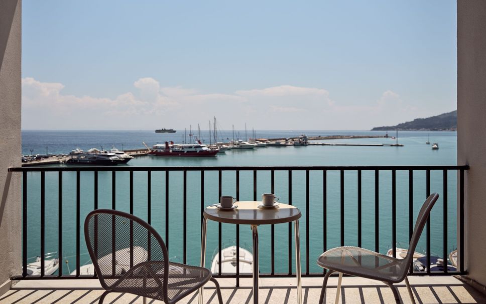 バルコニー 写真