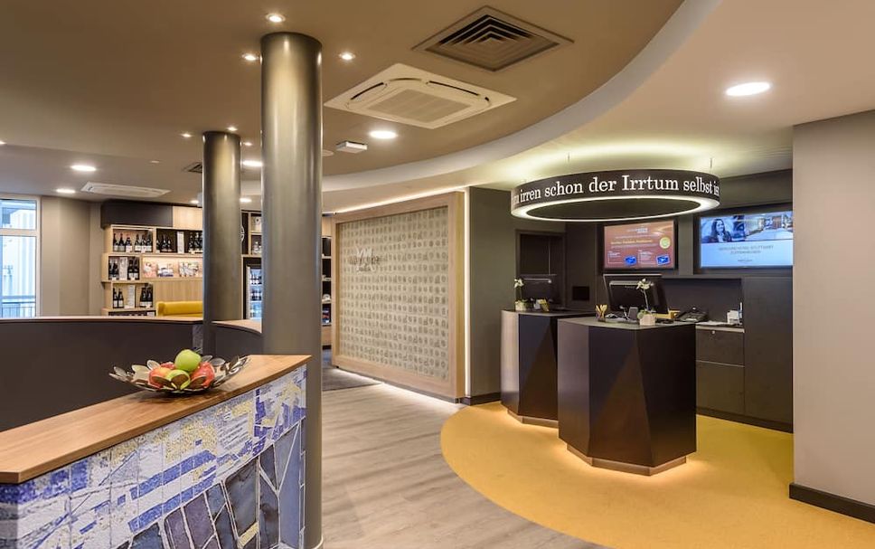 フロントデスク 写真