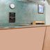 フロントデスク