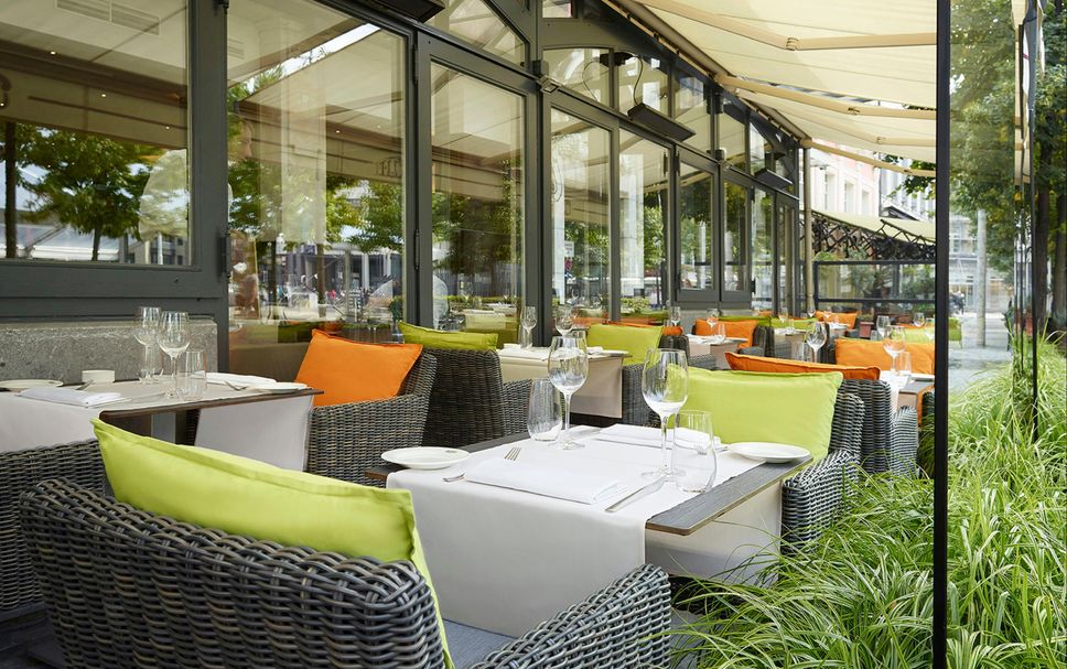 レストラン 写真