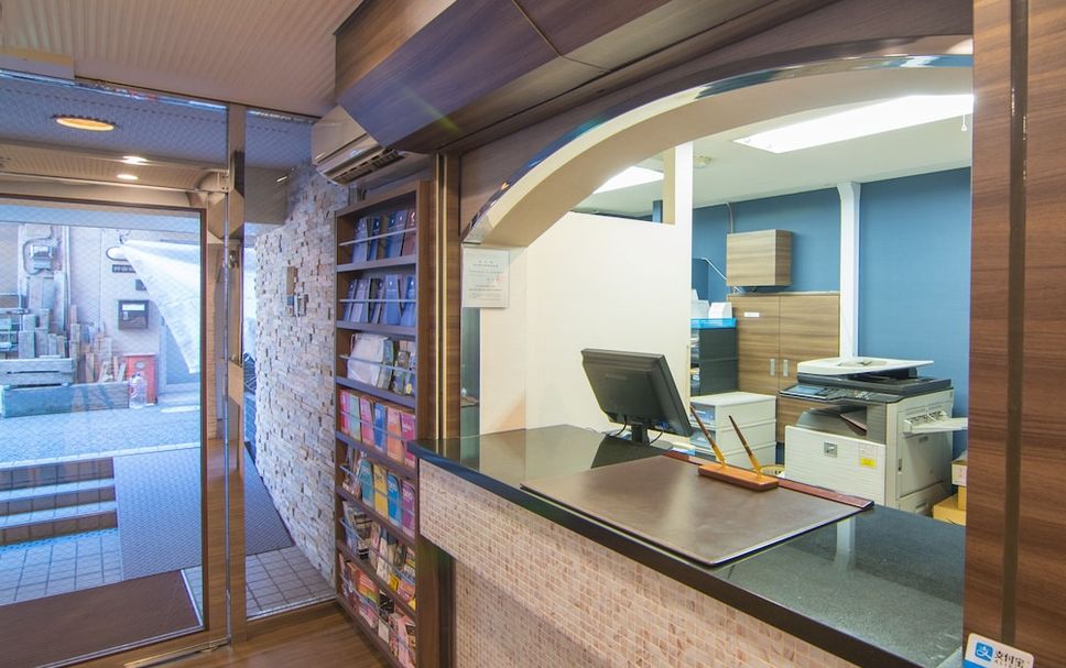 フロントデスク 写真