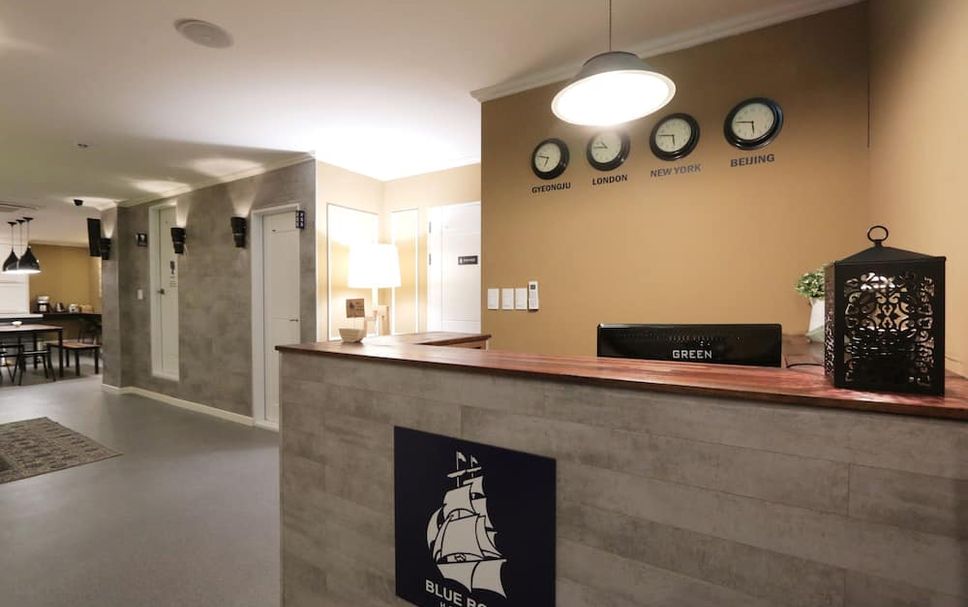 フロントデスク 写真