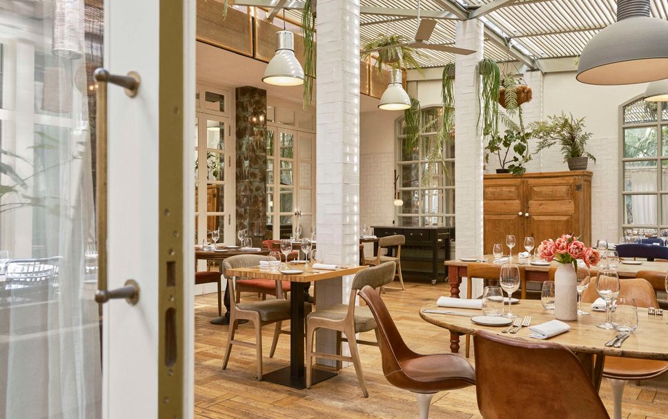 レストラン 写真