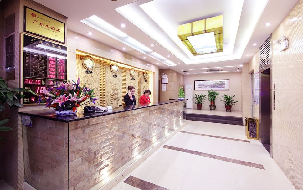 フロントデスク 写真