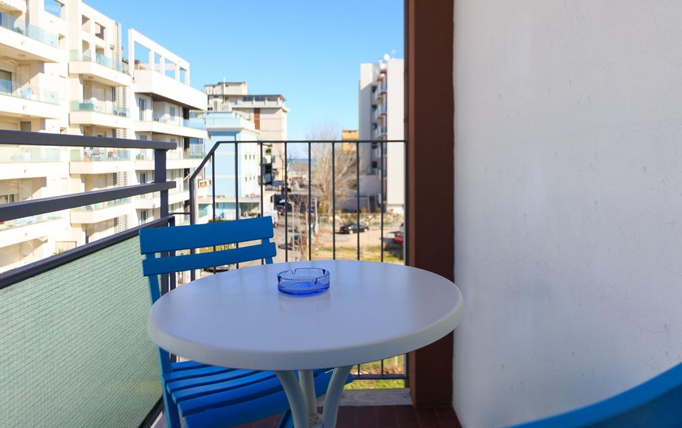 バルコニー 写真