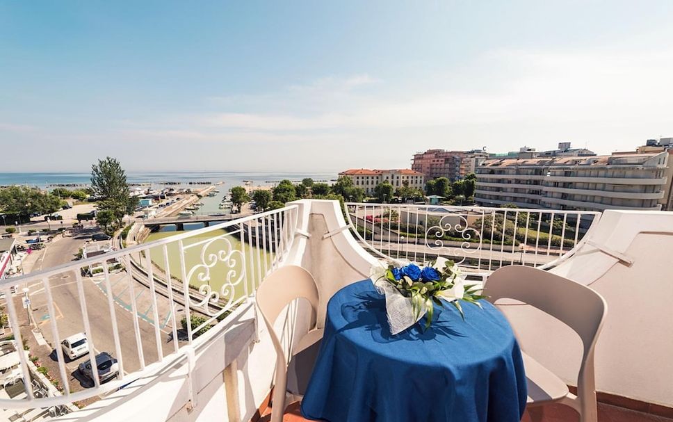 バルコニー 写真