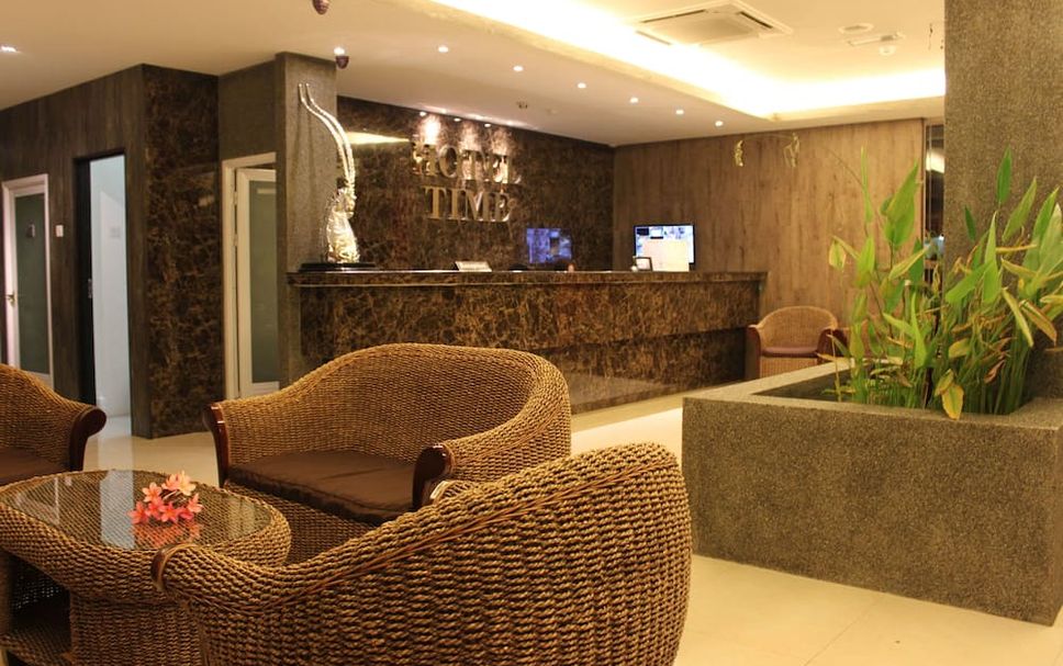 フロントデスク 写真