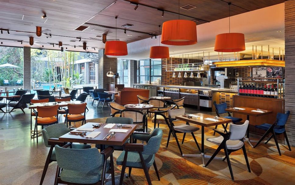 レストラン 写真