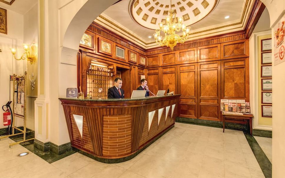 フロントデスク 写真