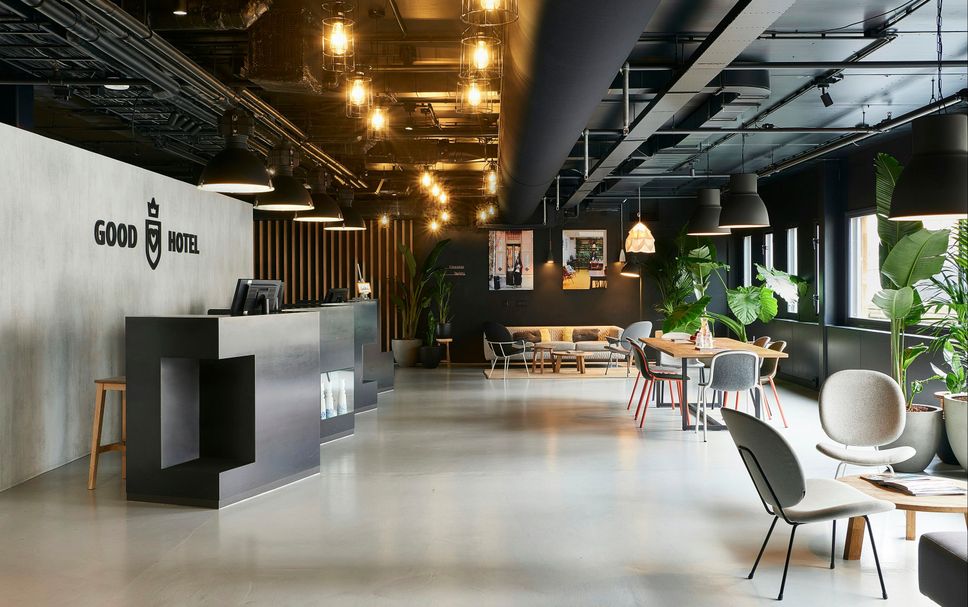 フロントデスク 写真