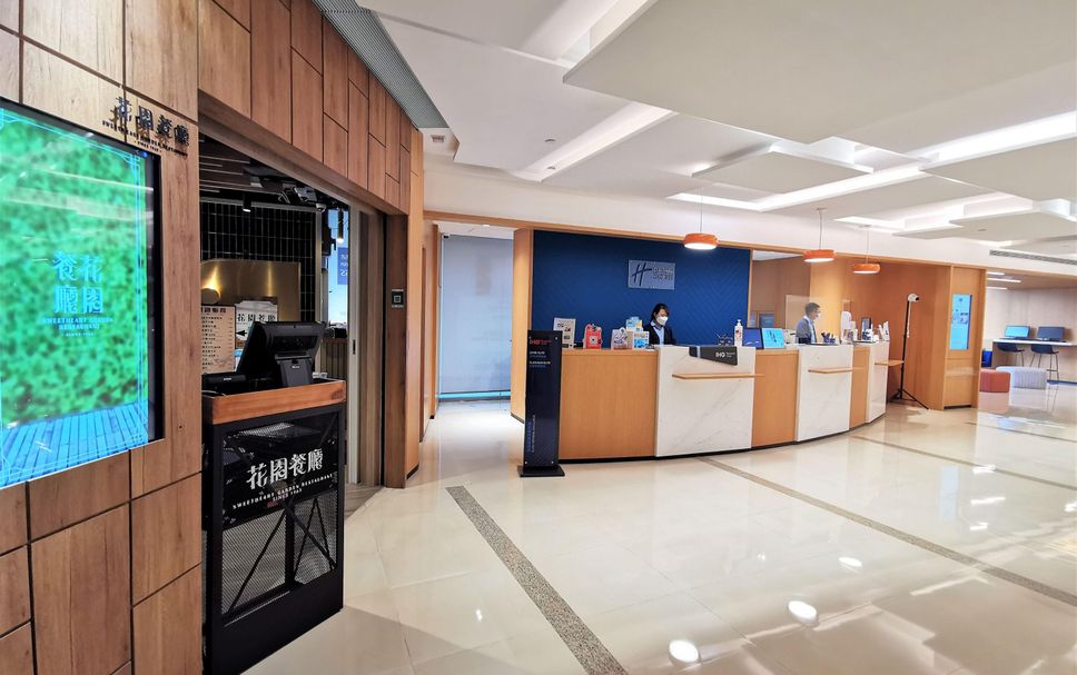 フロントデスク 写真