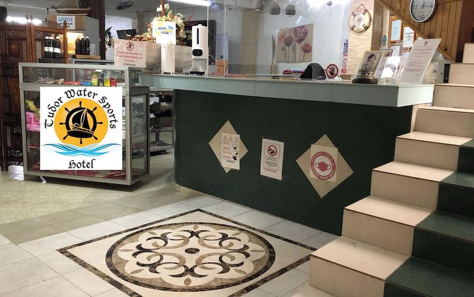 フロントデスク 写真