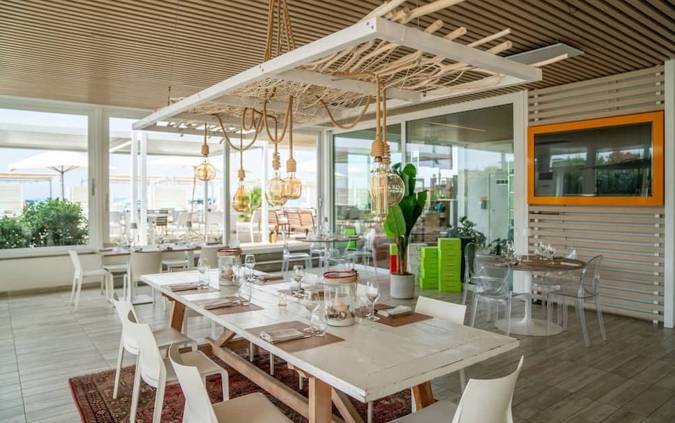 レストラン 写真