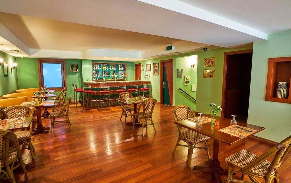 レストラン 写真