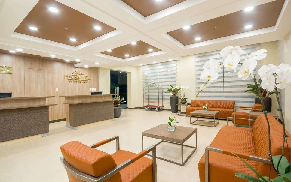 フロントデスク 写真