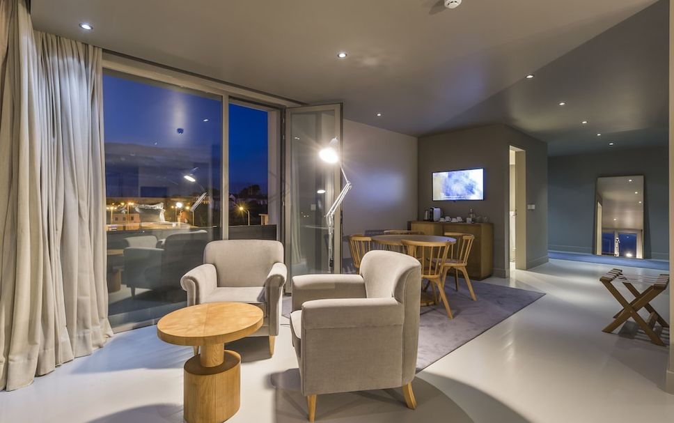 リビングルーム 写真